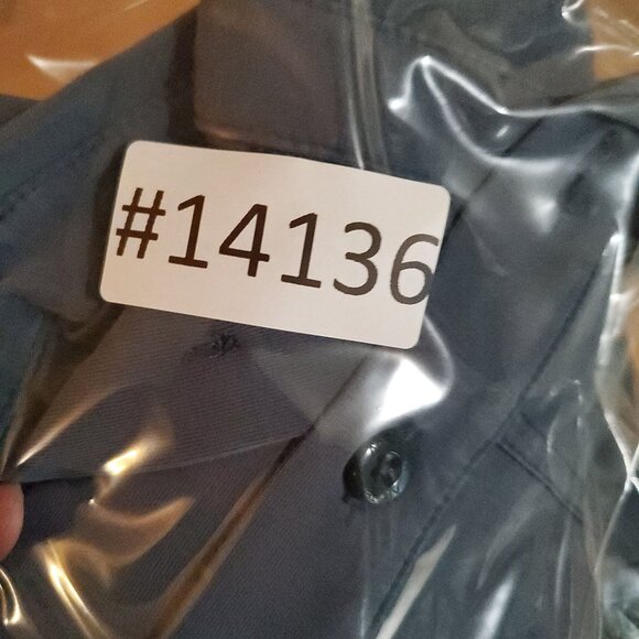 ArcTeryx Shirt Mens Medium Light Blue Short Sleeve Polo Cotton/Polyester Blend - Picture 8 of 8